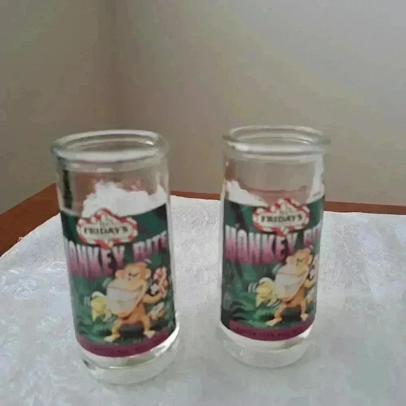 𝅺SHOT GLASS T G I FRIDAYS MONKEY BITE COLLECTABLE $10 Each - Picture 3 of 5